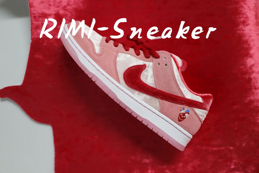 STRANGELOVE X DUNK LOW SB