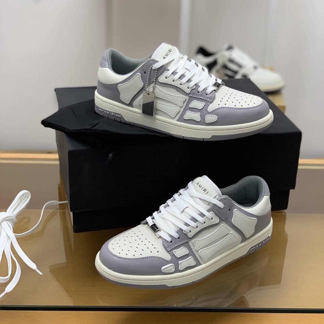 A*RI Bone Sneakers