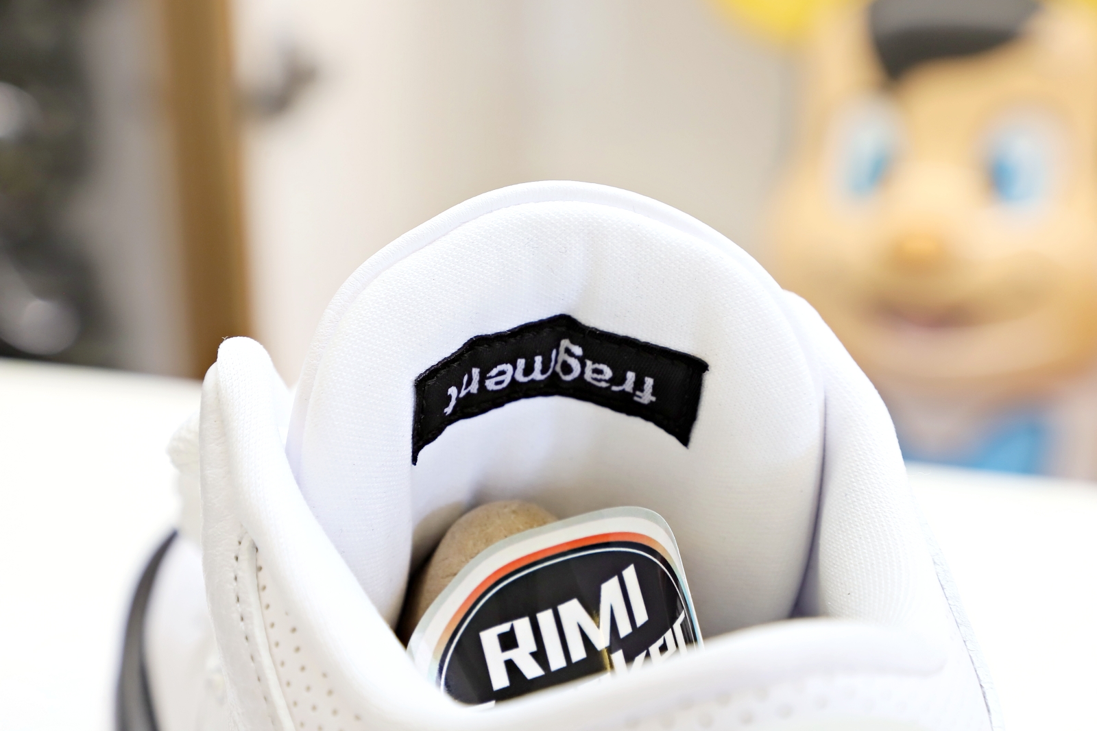 FRAGMENT DESIGN X AIR JORDAN 3 RETRO SP