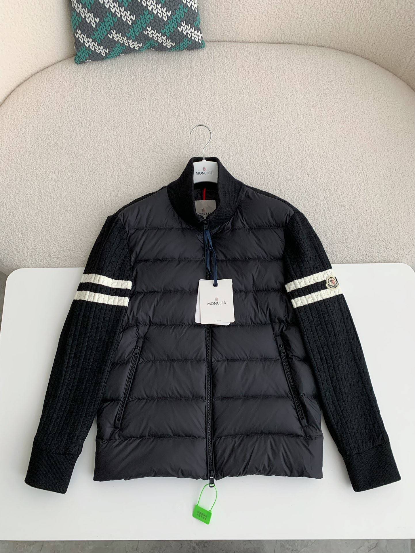 Moncler Short men''s down jacket