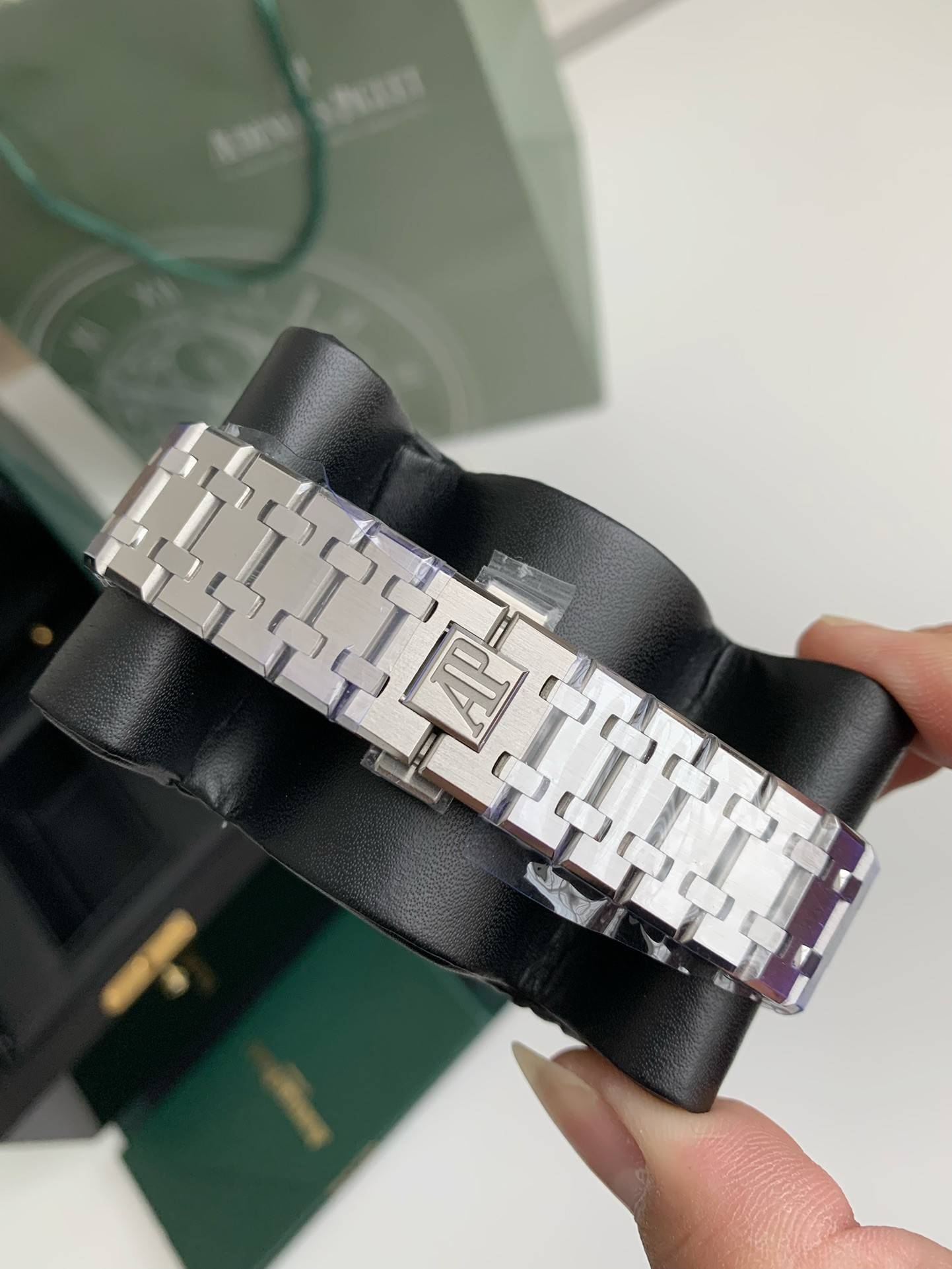 Audemars Piguet Royal Oak Series Men