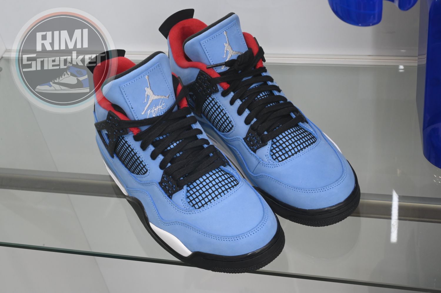 TRAVIS SCOTT X AIR JORDAN 4 RETRO