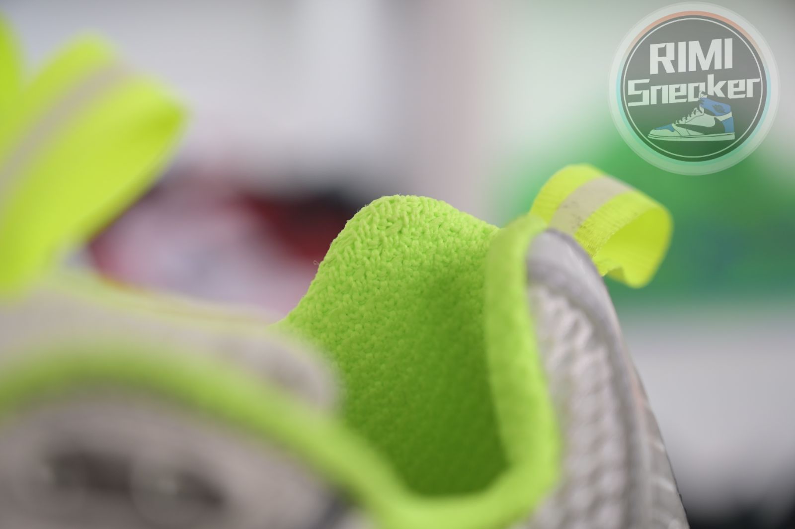 Balenciaga all sizes still in stock! Please contact customer service on iMessage/WhatsApp to purchase!  BLGA  3XL