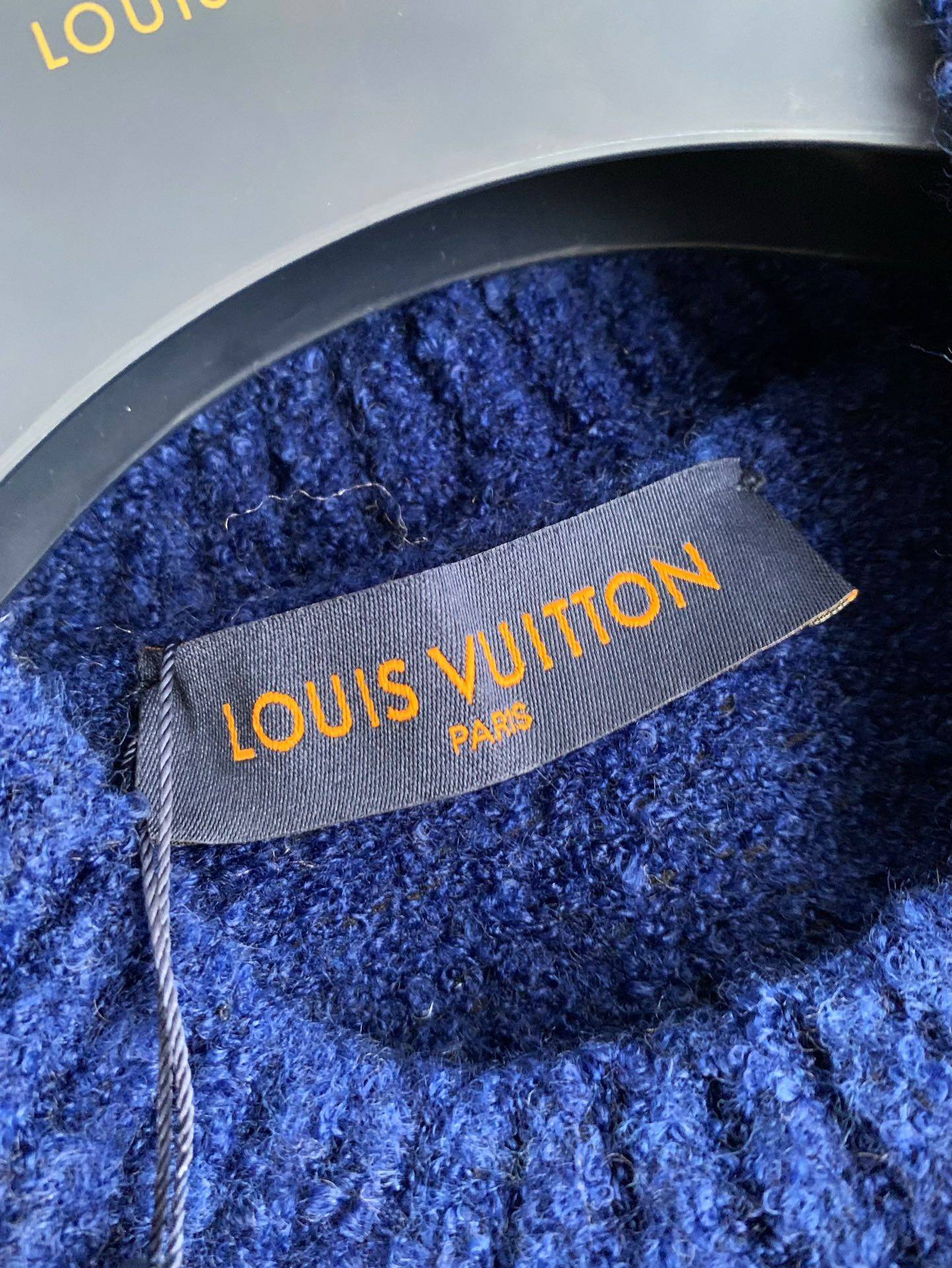 Louis Vuitton Clothes