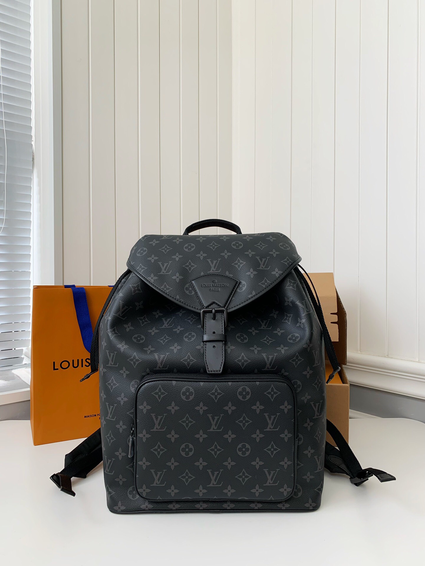 L*V''s New MONTSOURIS Men''s Black Flower Backpack M45583, Top Quality Size: 32 * 40 * 19cm