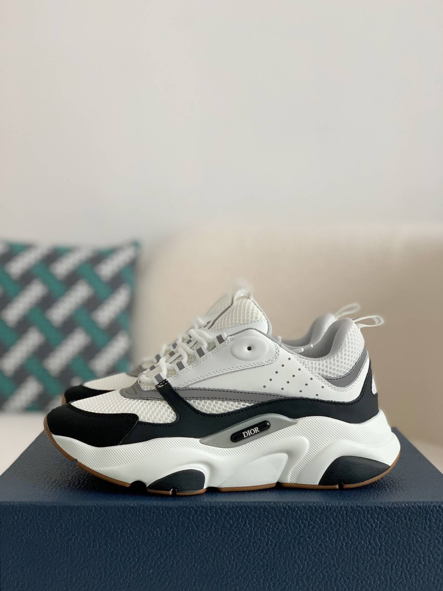 D*OR Classic B22 Clunky Sneaker