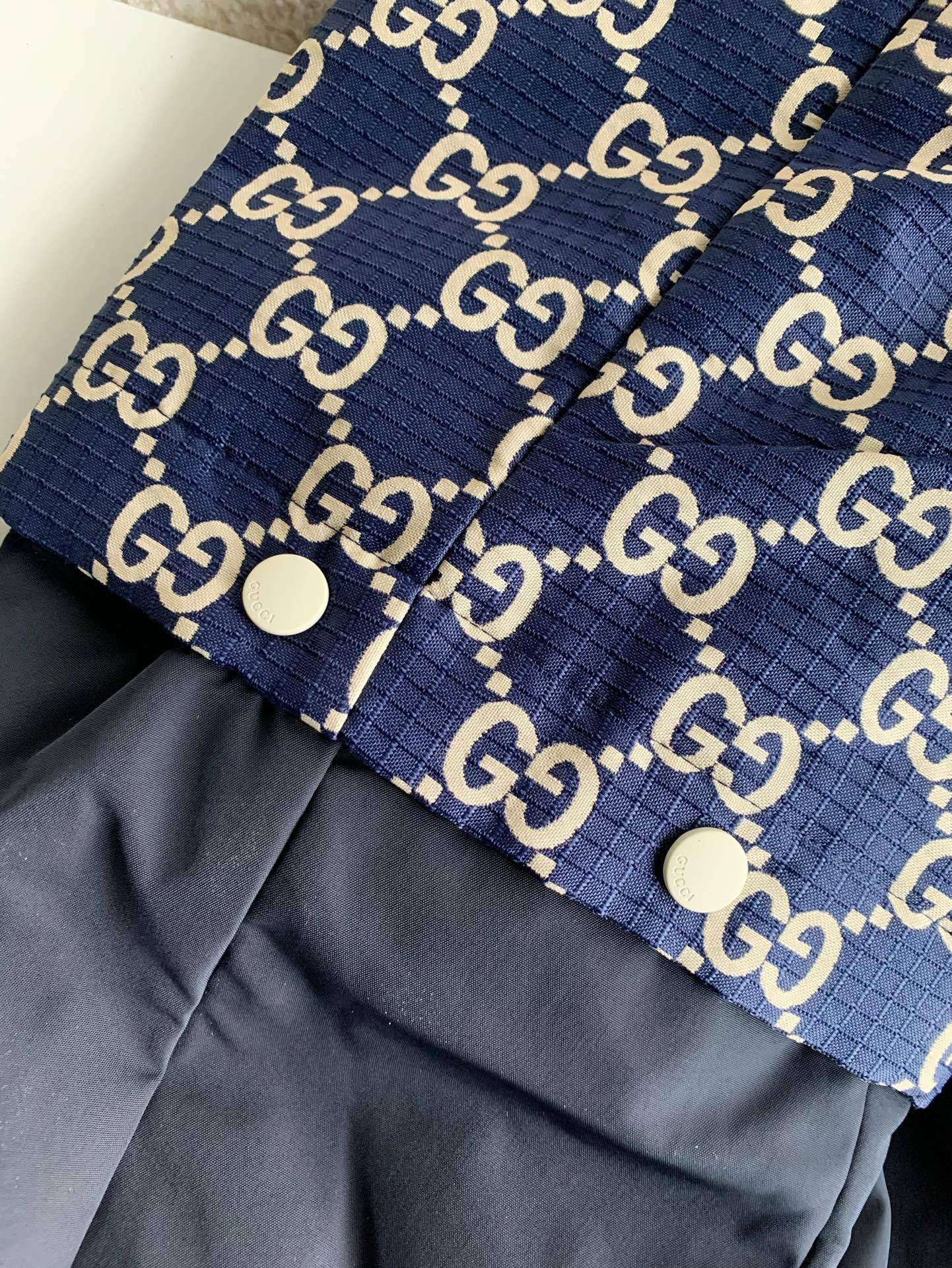 G*u*i jacket