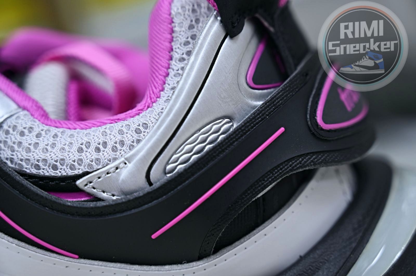 Balenciaga all sizes still in stock! Please contact customer service on iMessage/WhatsApp to purchase! BLGA  Track（LED）