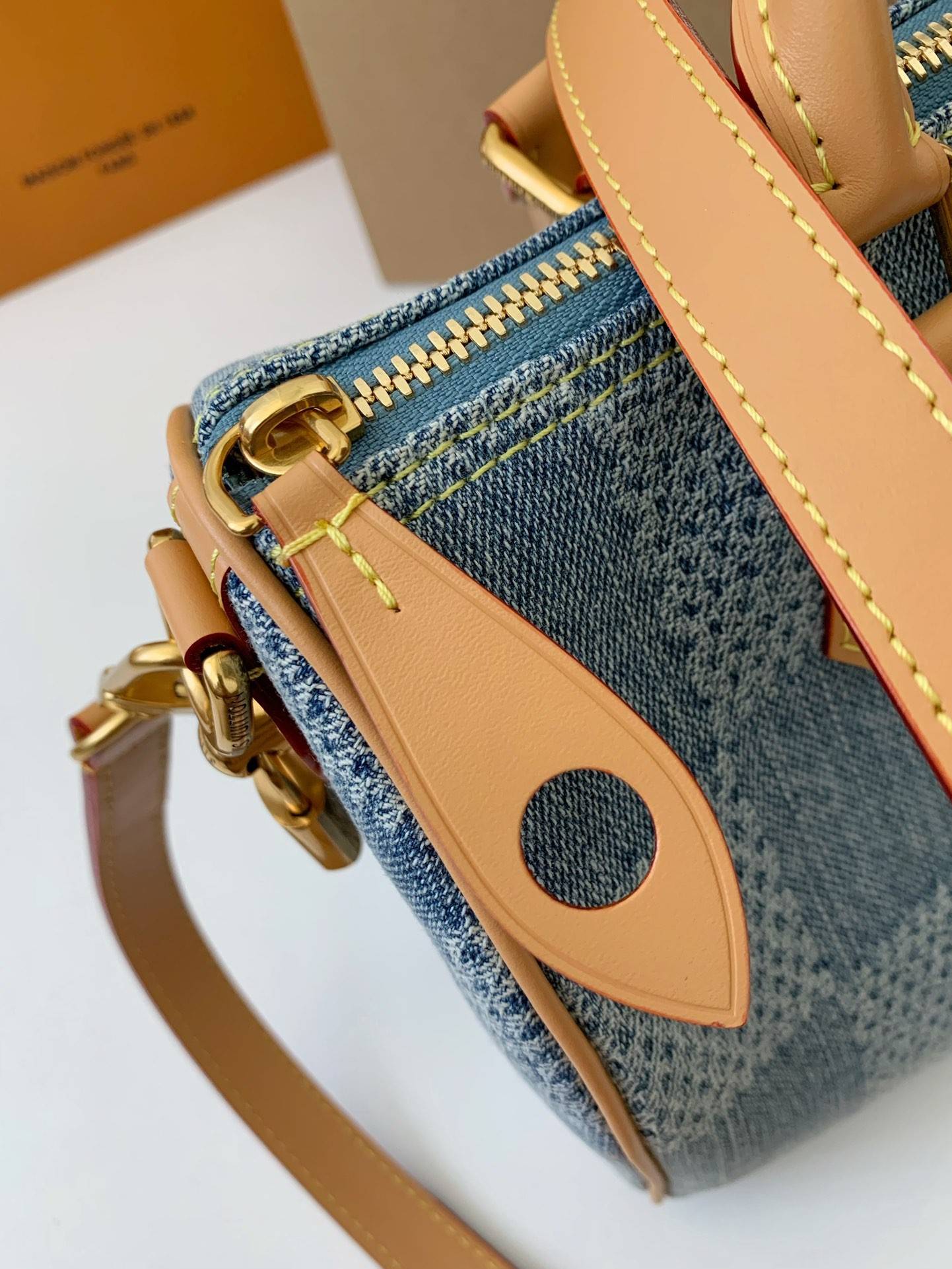 L*V The new SPEEDY 25bandouli ère tannin denim handbag  N40700  Size：25*15*15cm