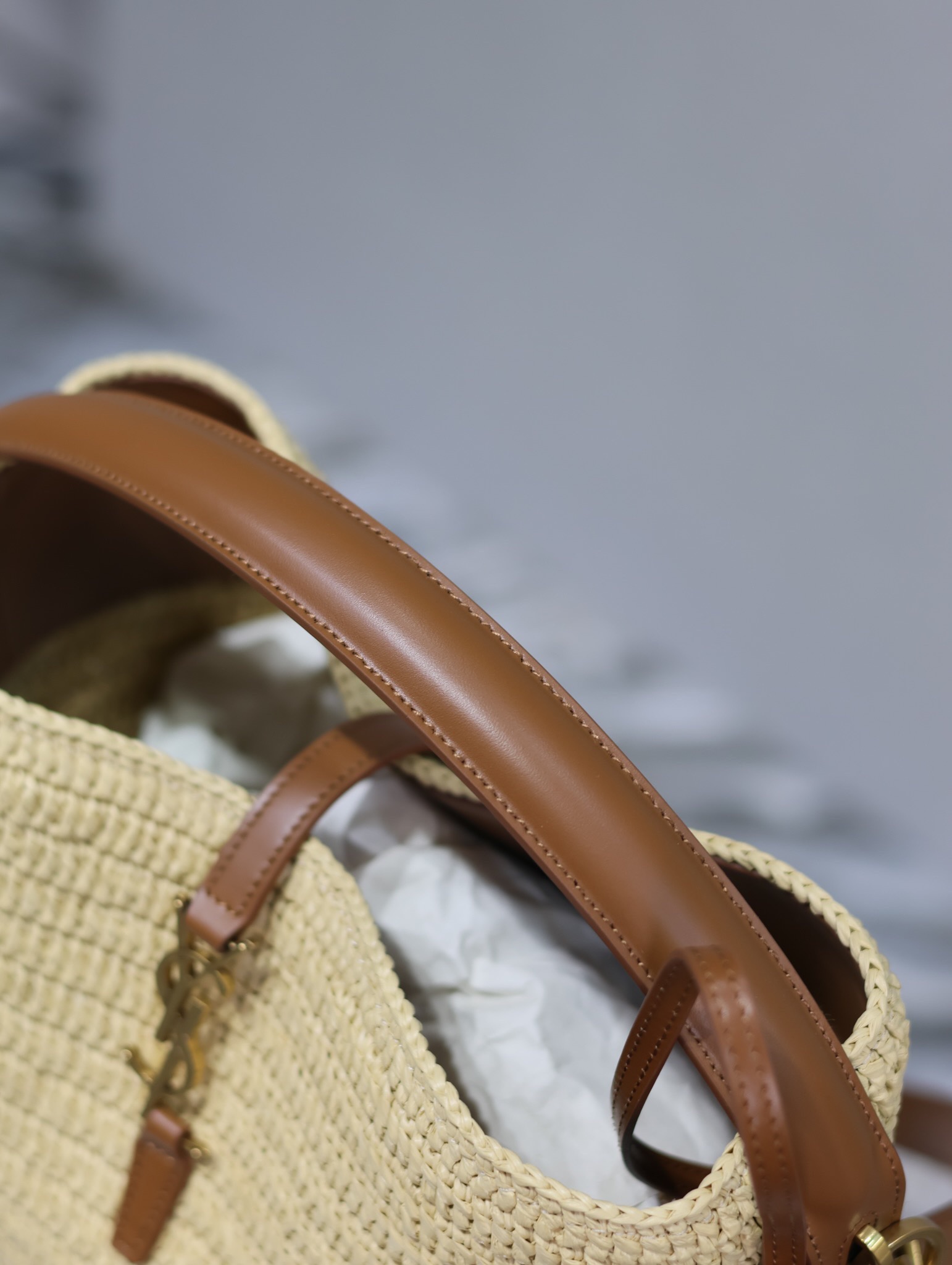 YSL apricot woven LE 37 woven bucket bag Style number: 742828 Size: 20×25×16cm