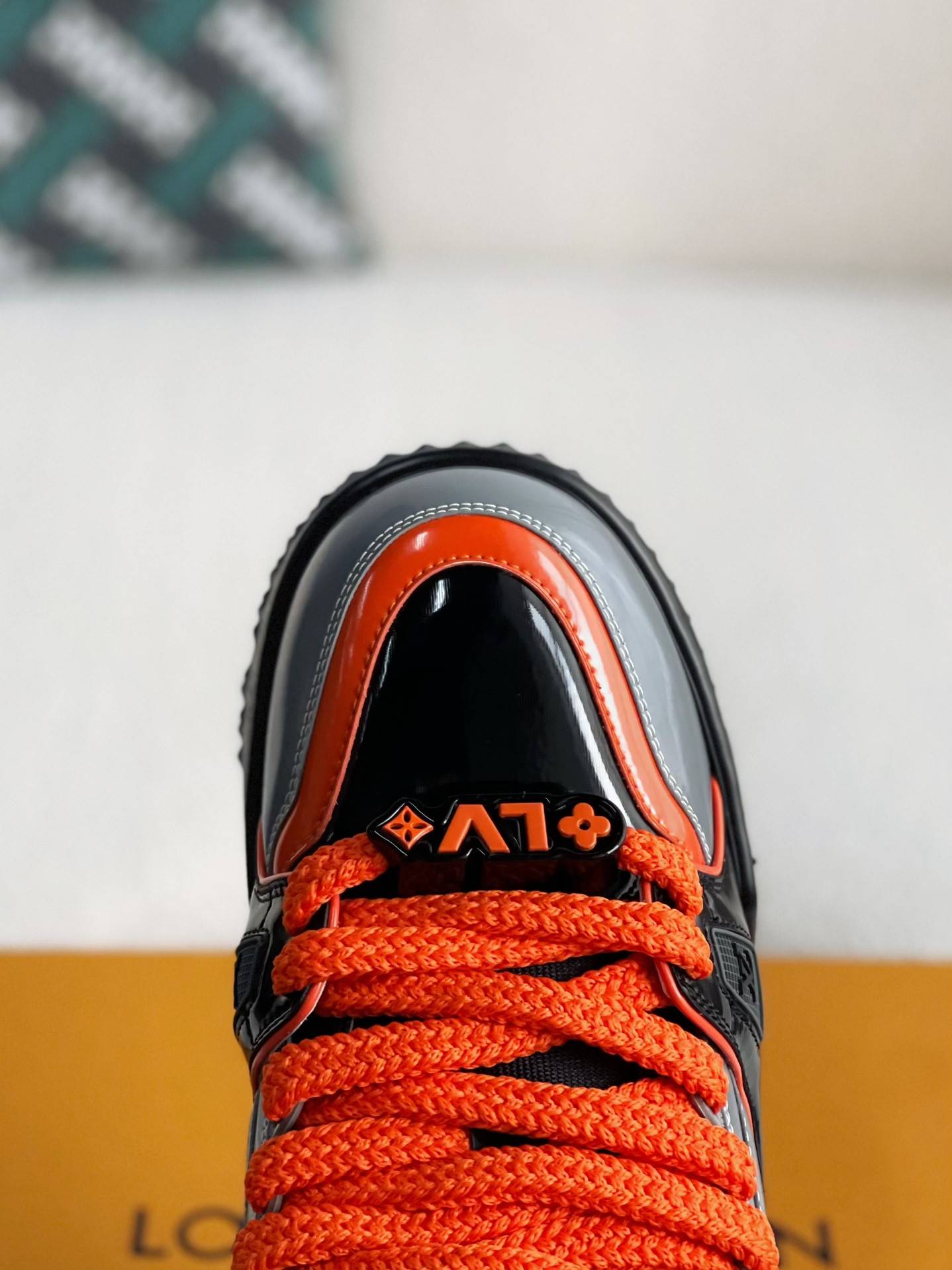 L*V TRAINER MAXI  SNEAKERS