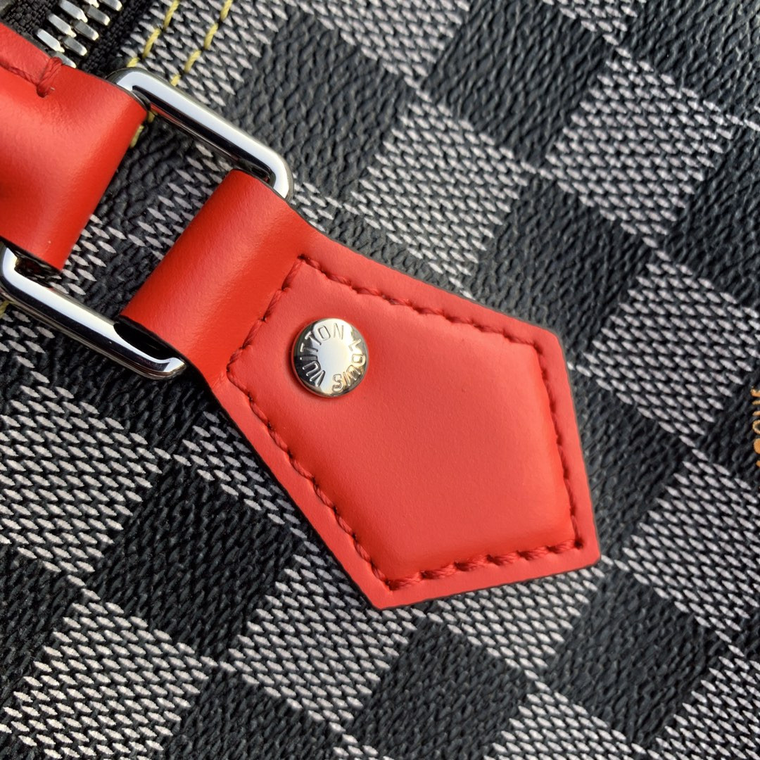 Louis Vuitton Speedy Bandoulière Bag