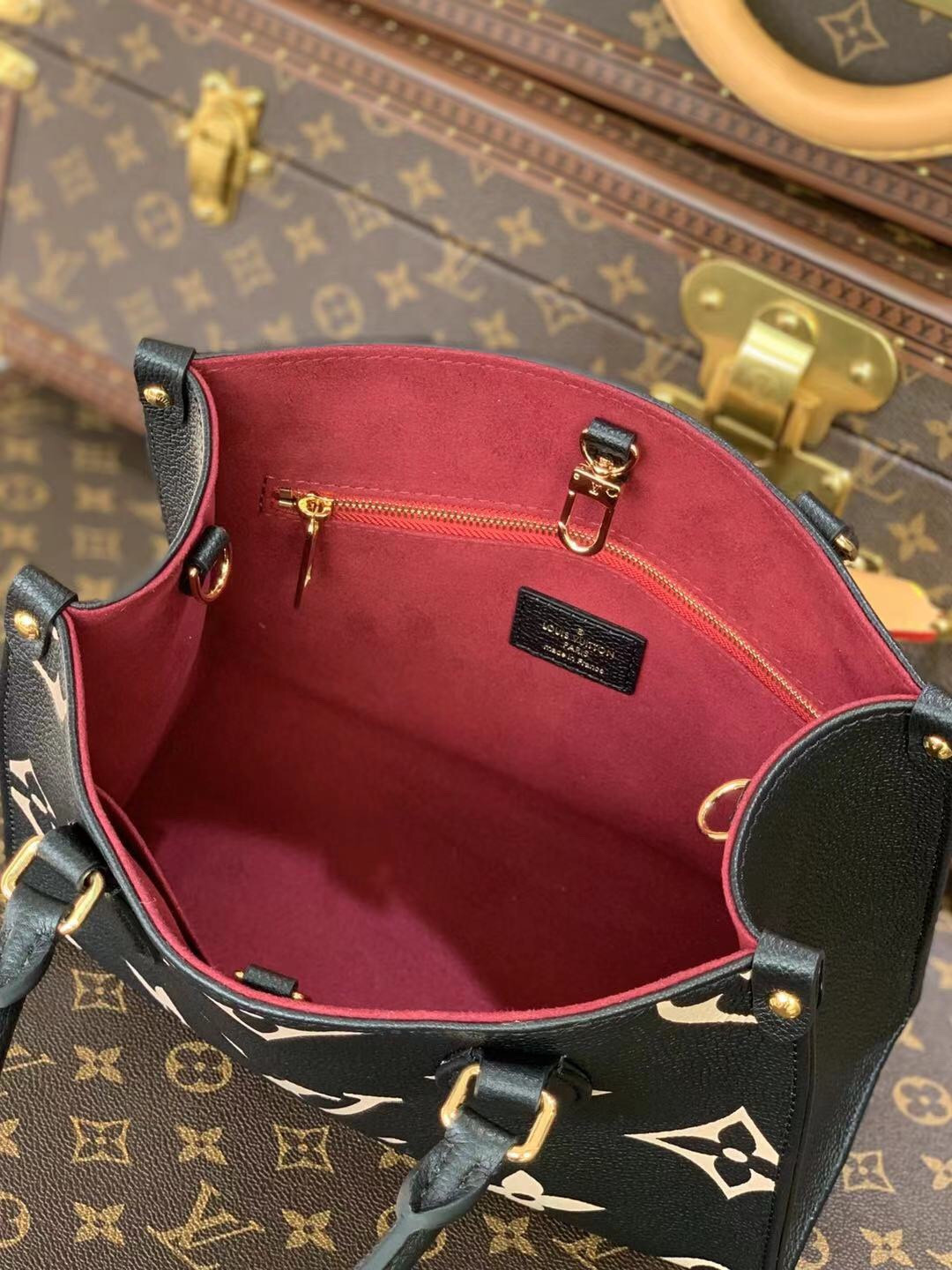 Louis Vuitton Onthego Bag