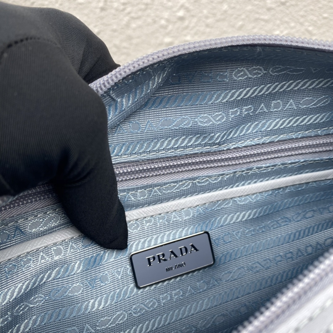 Prada Mailbag