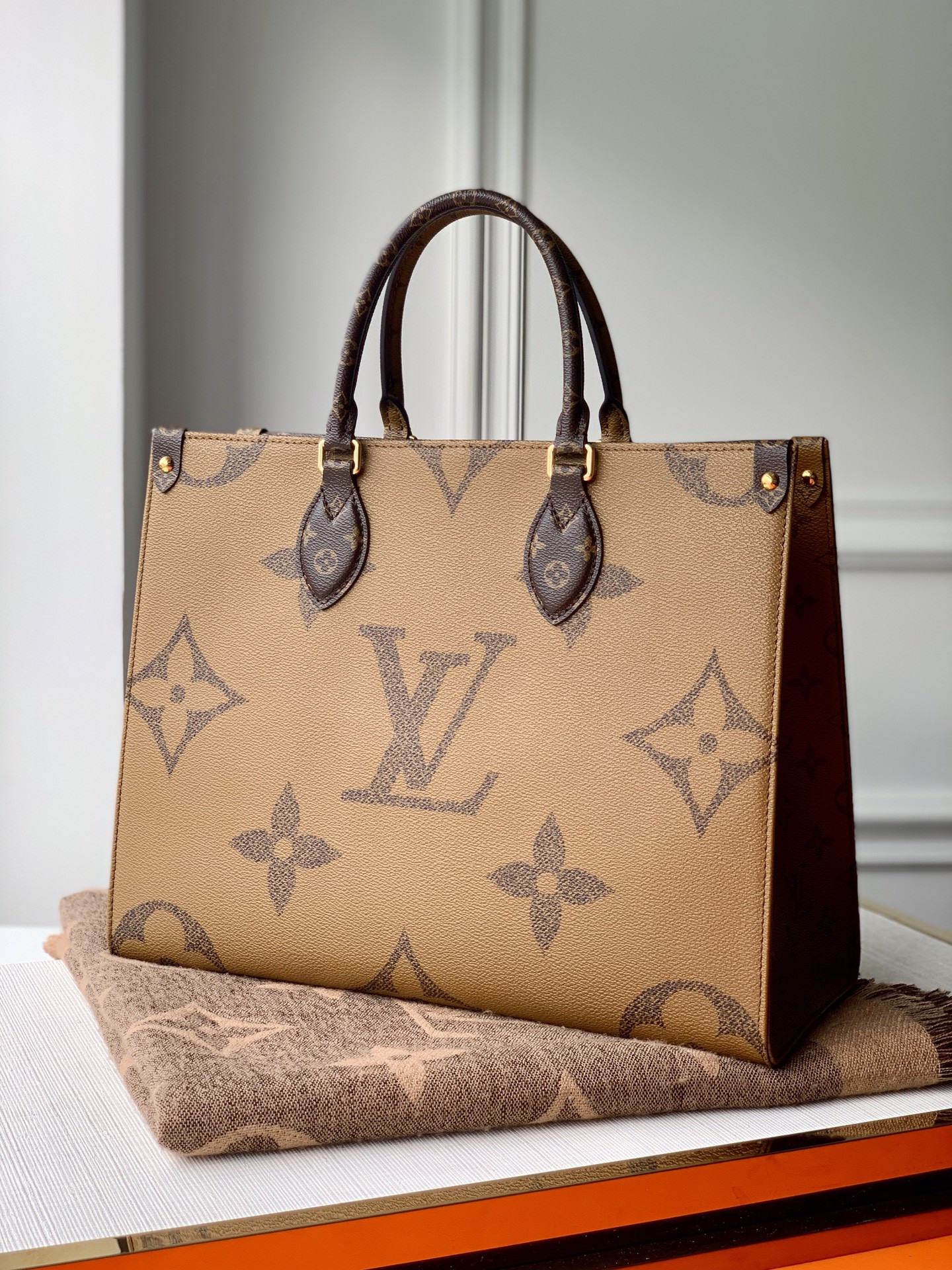 Louis Vuitton Onthego Bag