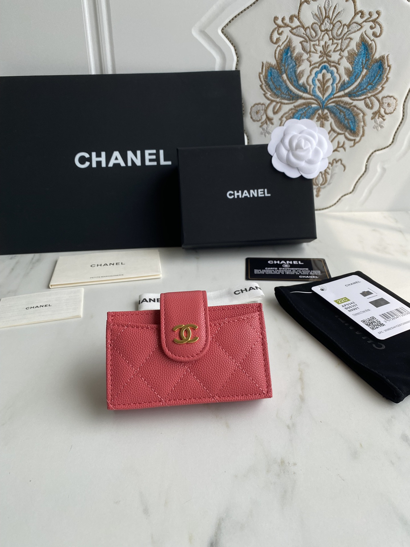 Chanle Flap Wallet
