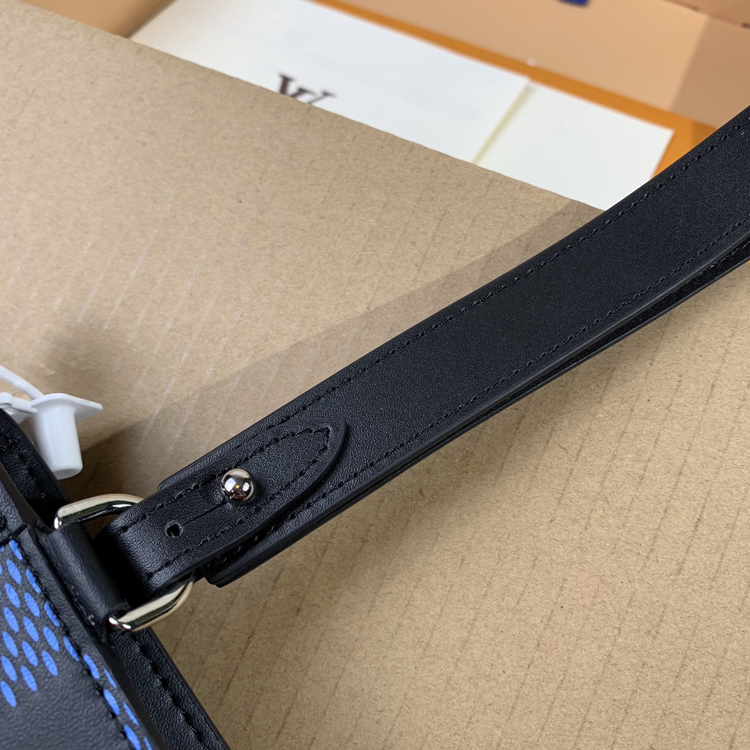 Louis Vuitton Standing Bag