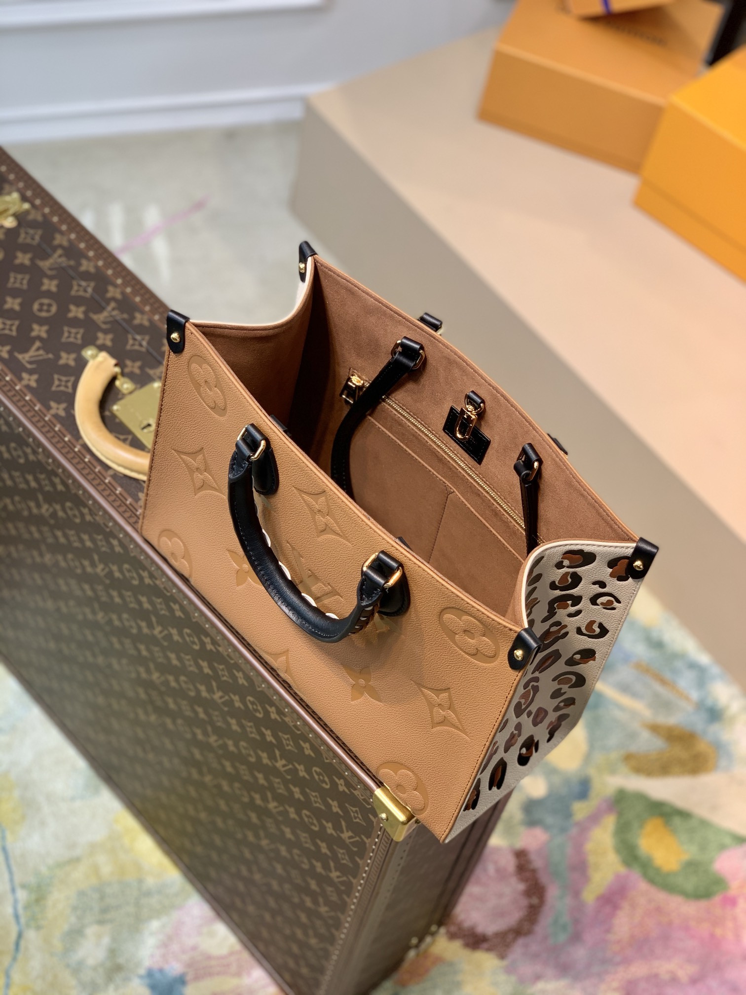 Louis Vuitton Onthego Bag