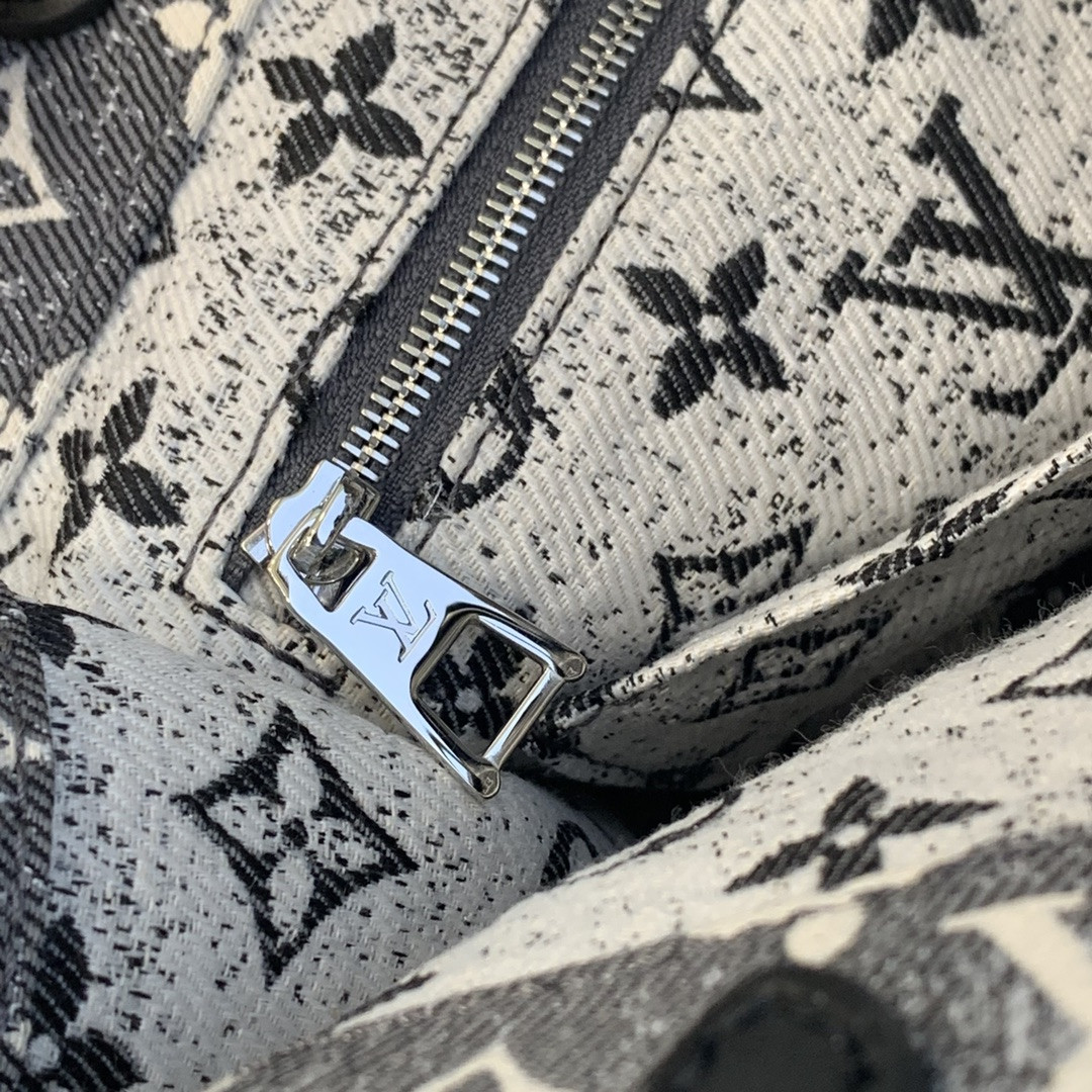 Louis Vuitton Onthego Bag