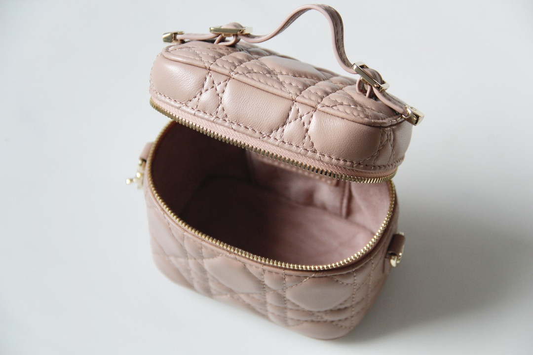 Dior Mini Travel Vanity