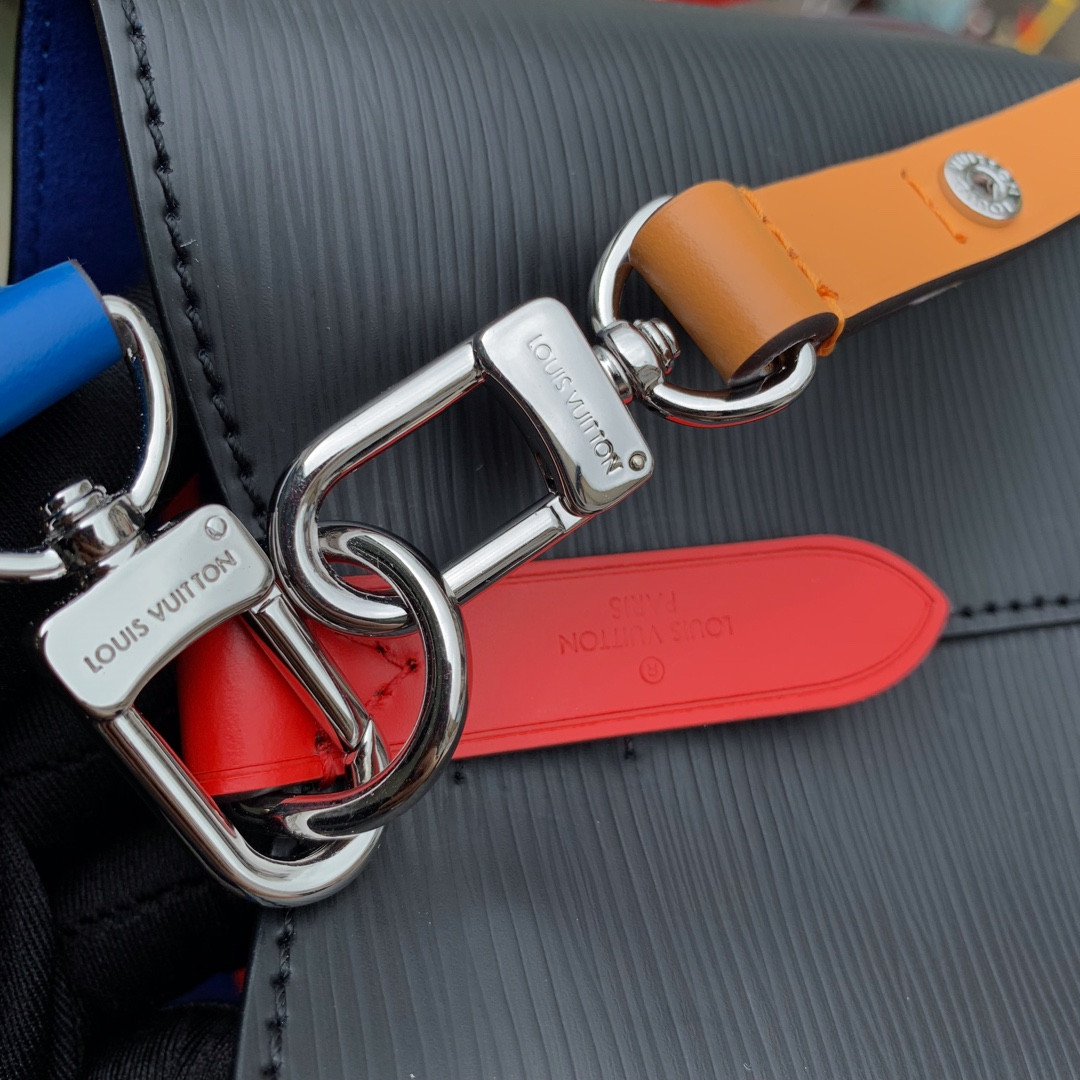 Louis Vuitton Néonoé Bag