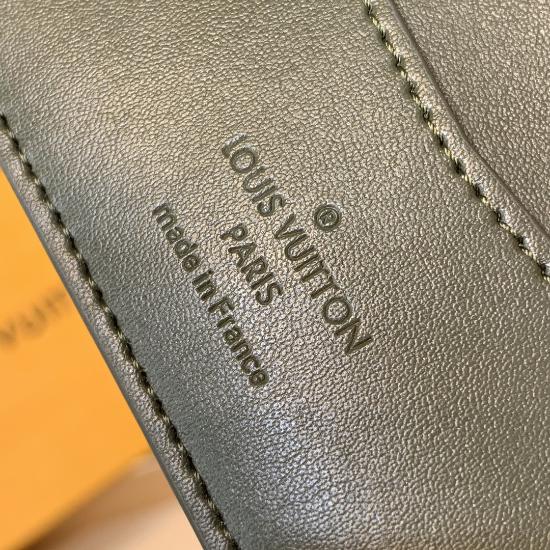 Louis Vuitton Slender Bag