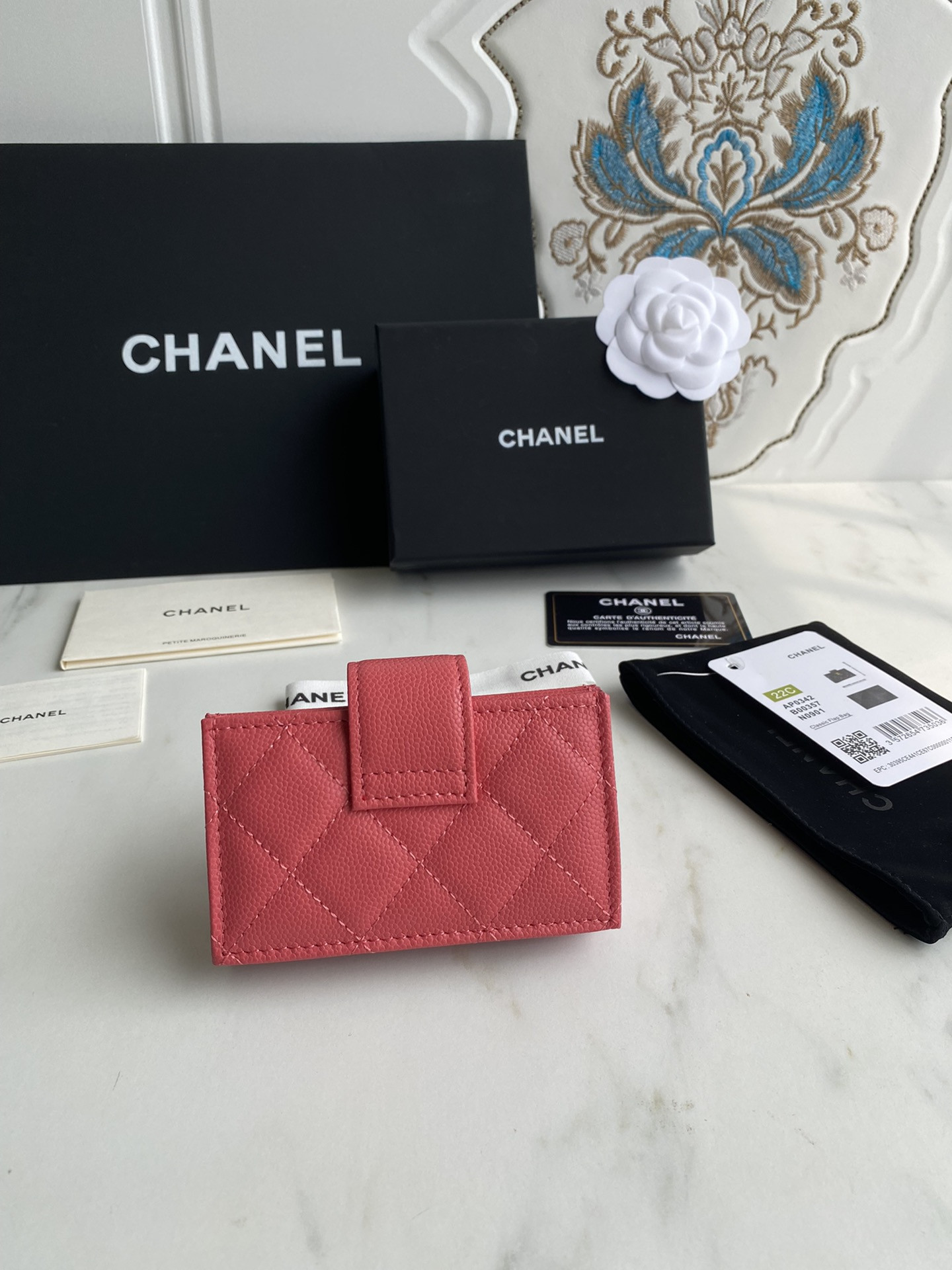 Chanle Flap Wallet