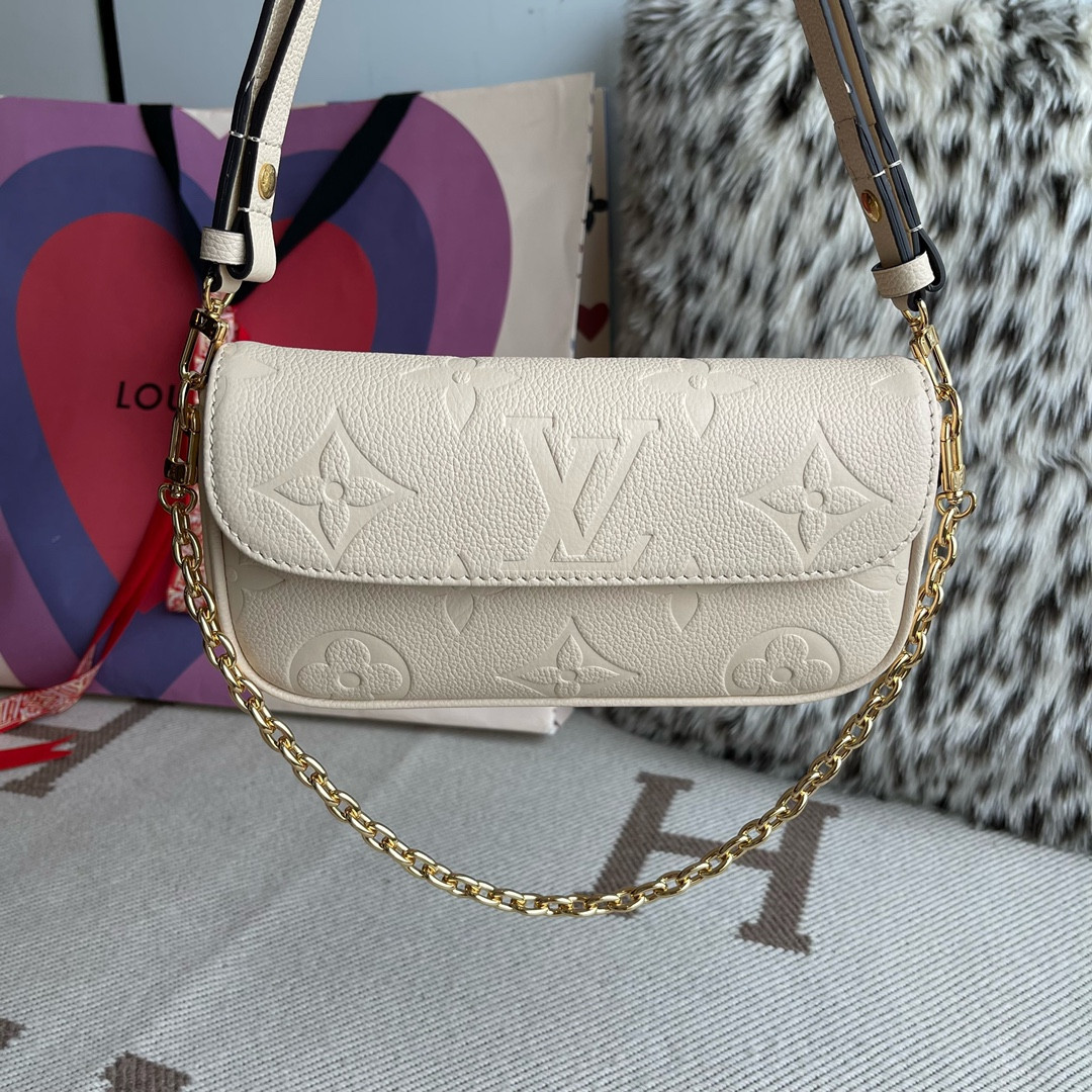 Louis Vuitton Ivy Bag