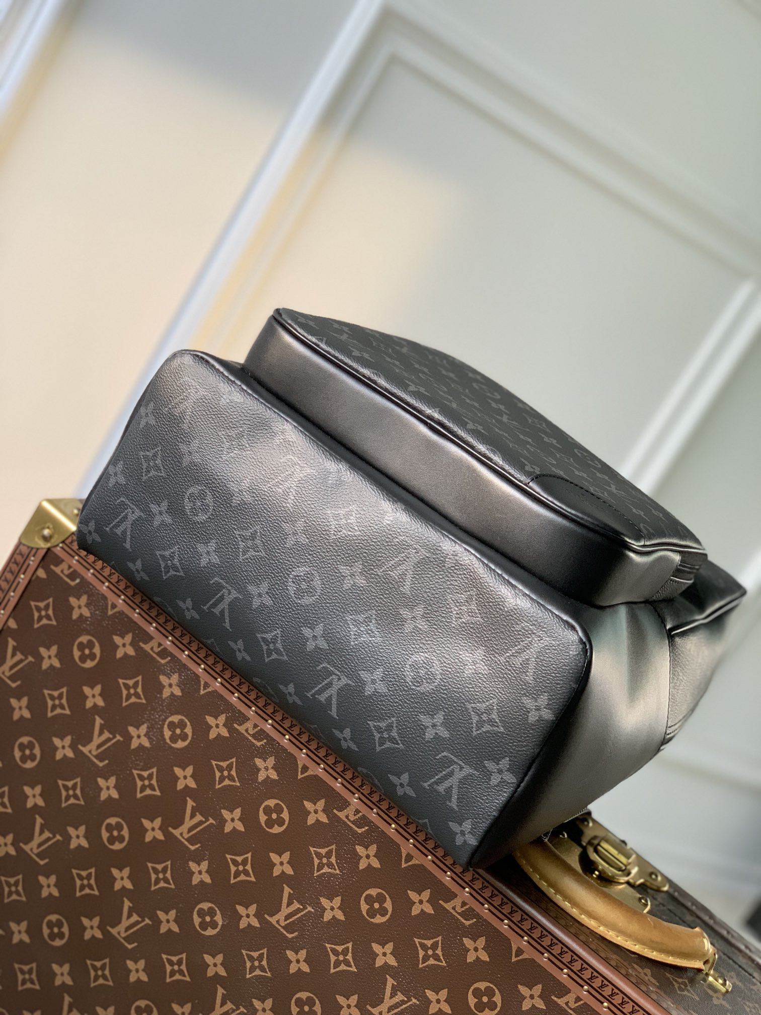 Louis Vuitton Dean Bag