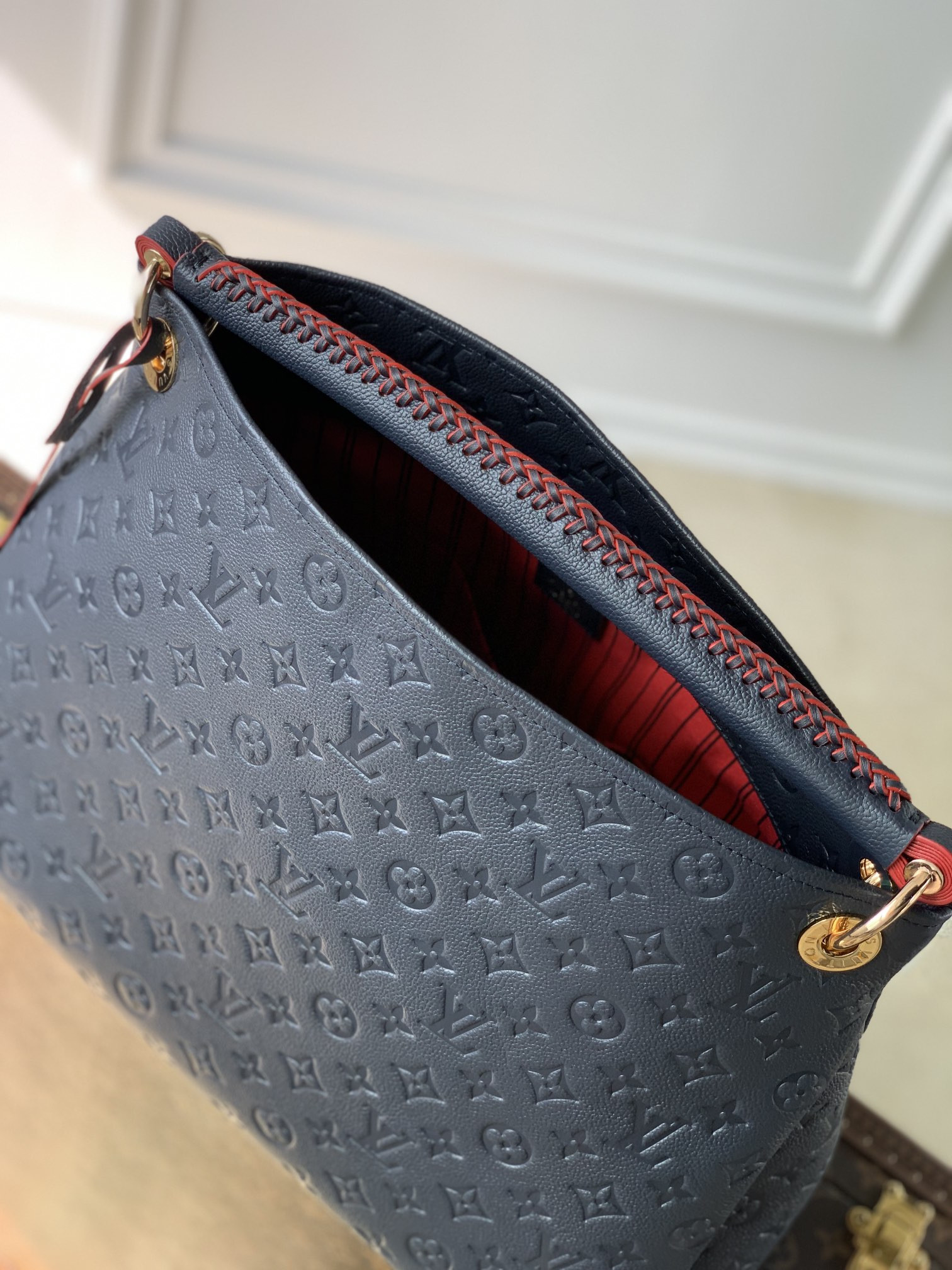 Louis Vuitton Artsy Bag