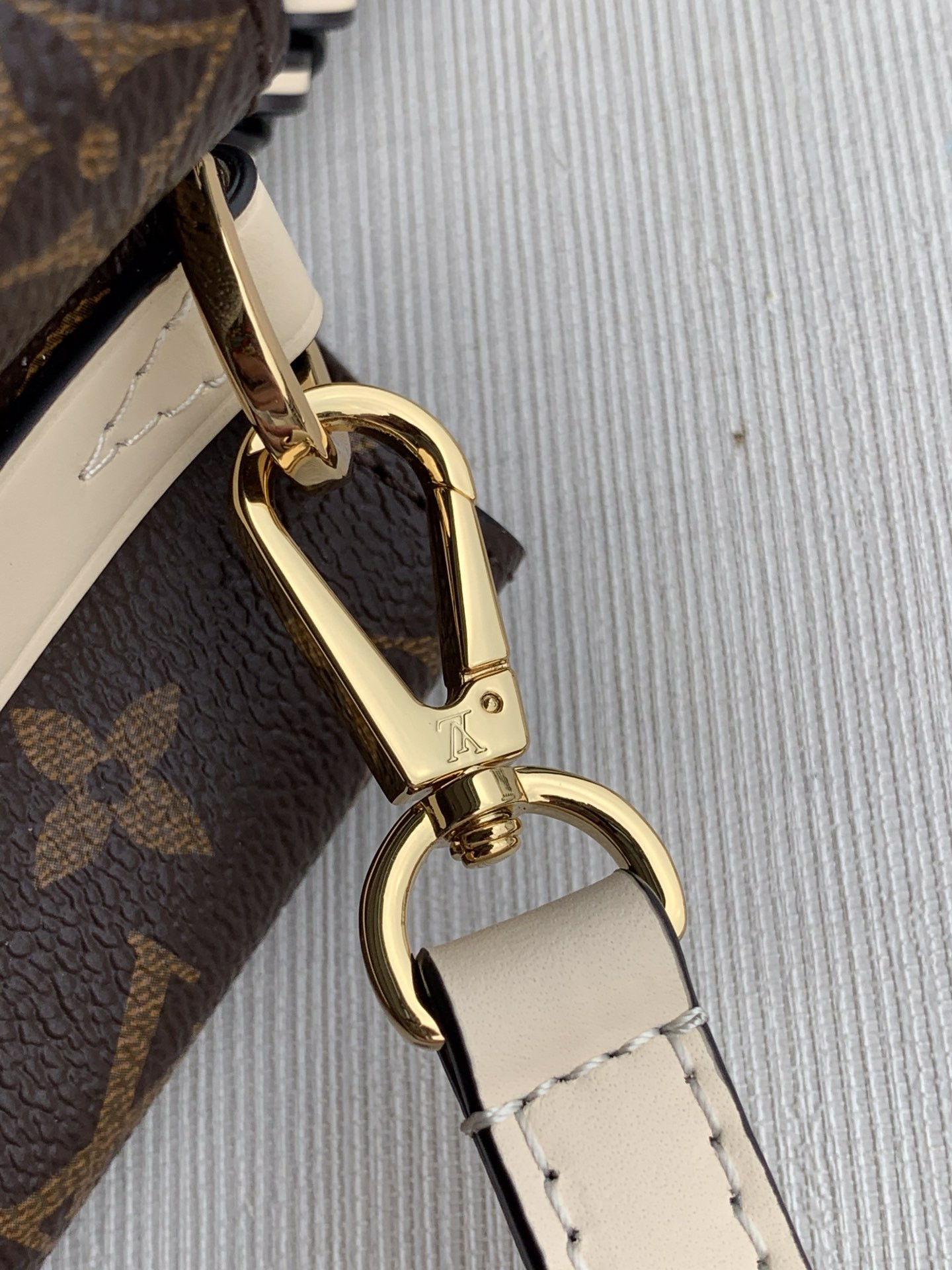 Louis Vuitton Montaigne Bb Bag