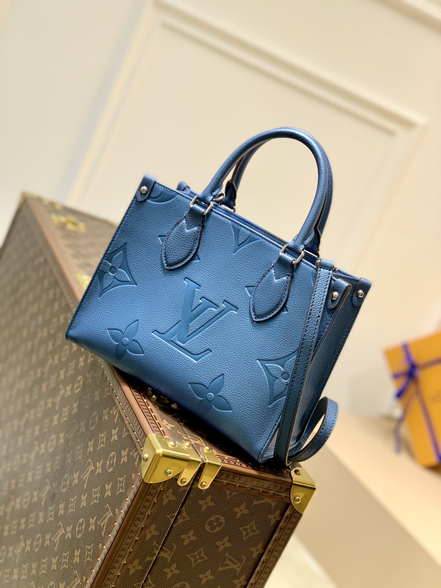 Louis Vuitton Onthego Bag