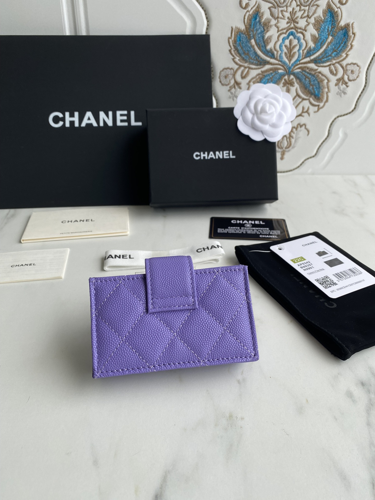 Chanle Flap Wallet