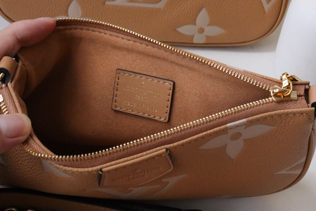 Louis Vuitton Multi Pochette Accessories Bag