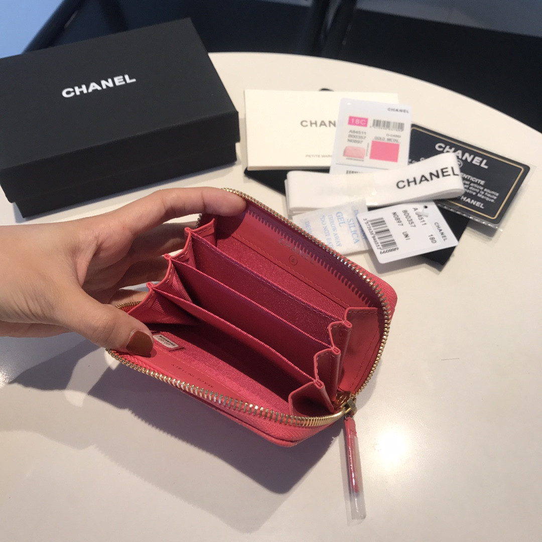 Chanle Zipped Wallet