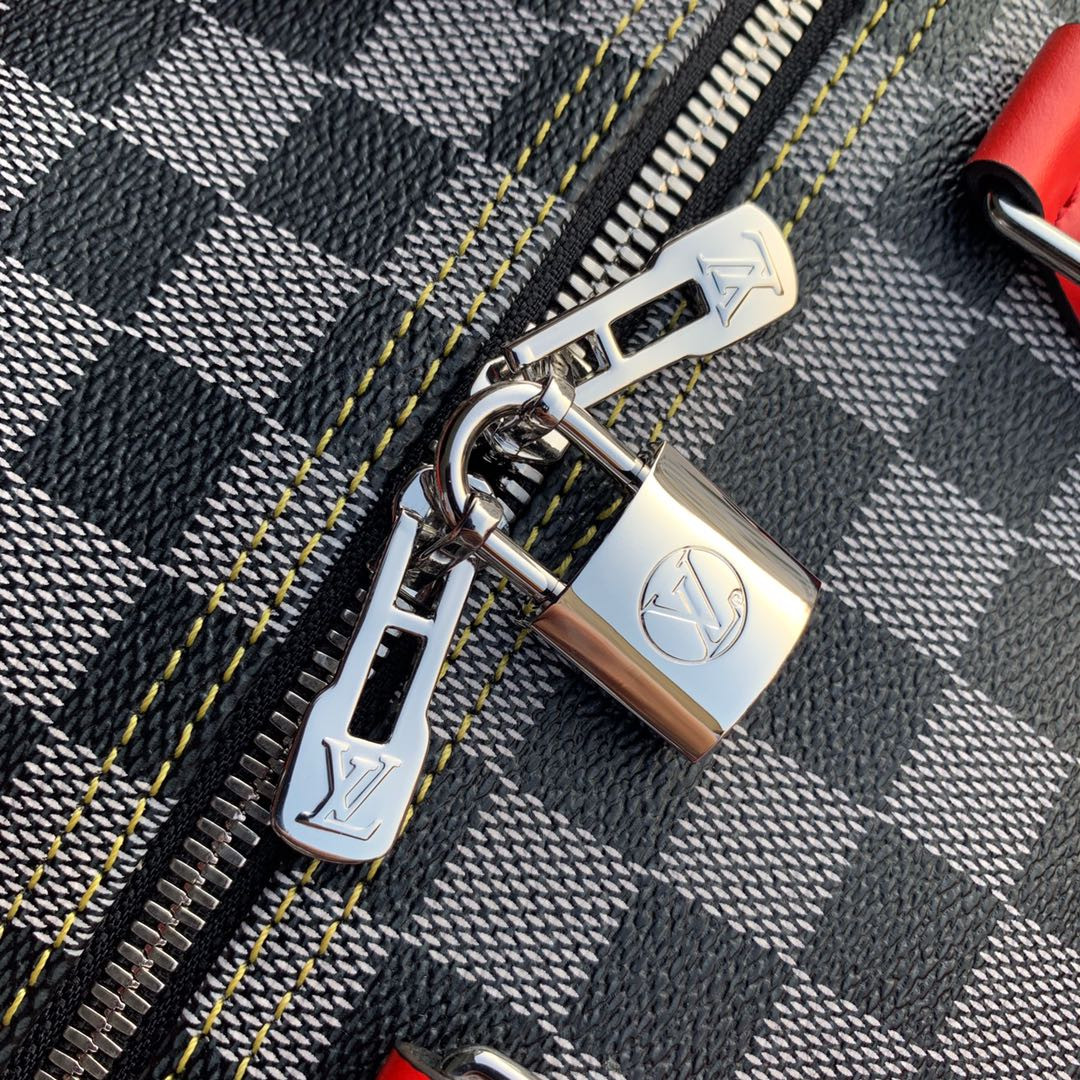 Louis Vuitton Speedy Bandoulière Bag