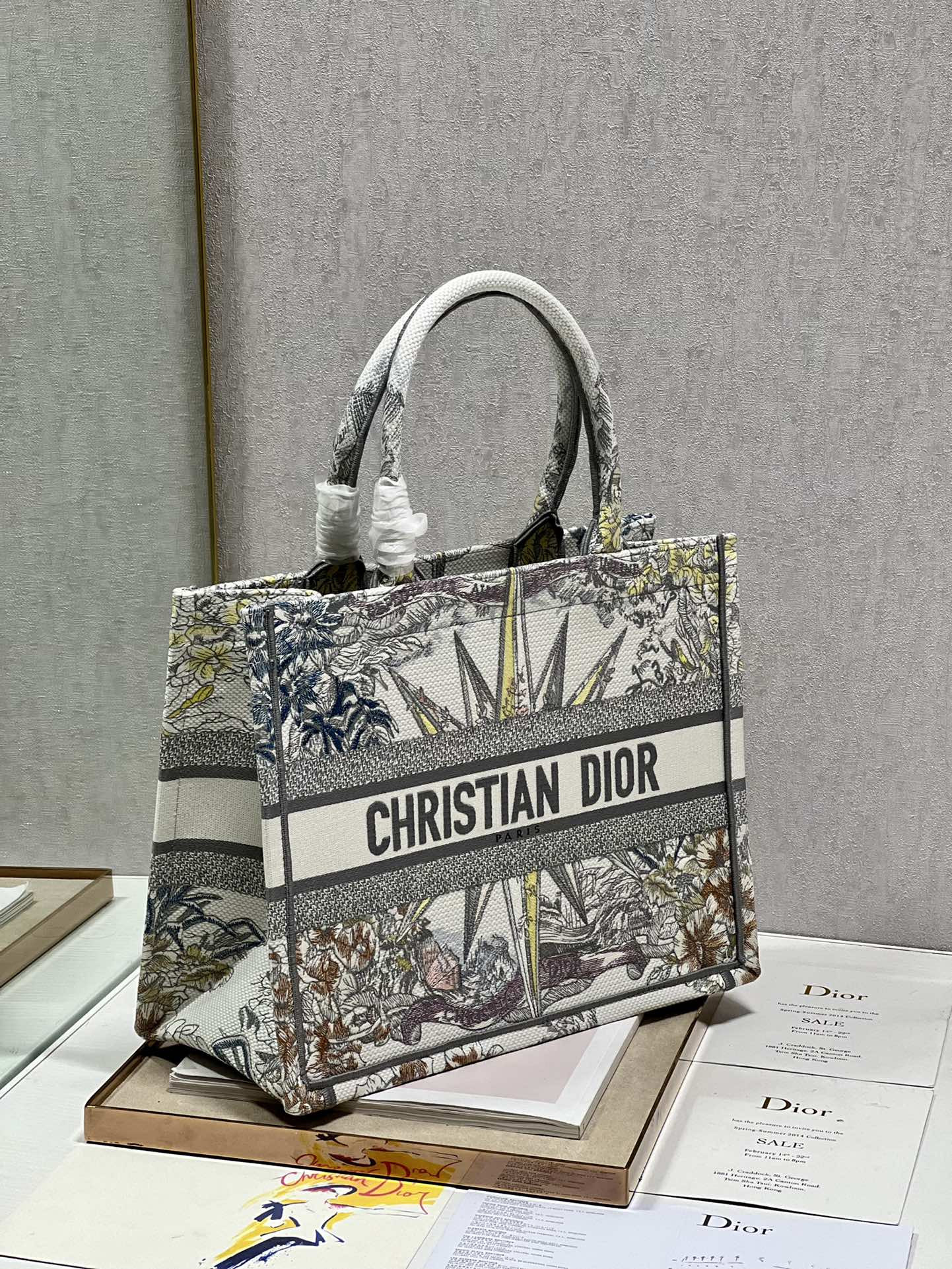 Medium Dior Book Tote