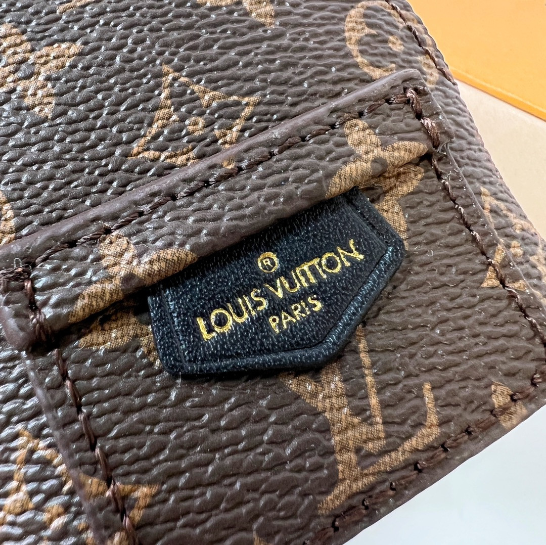 Louis Vuitton Palm Springs Bag