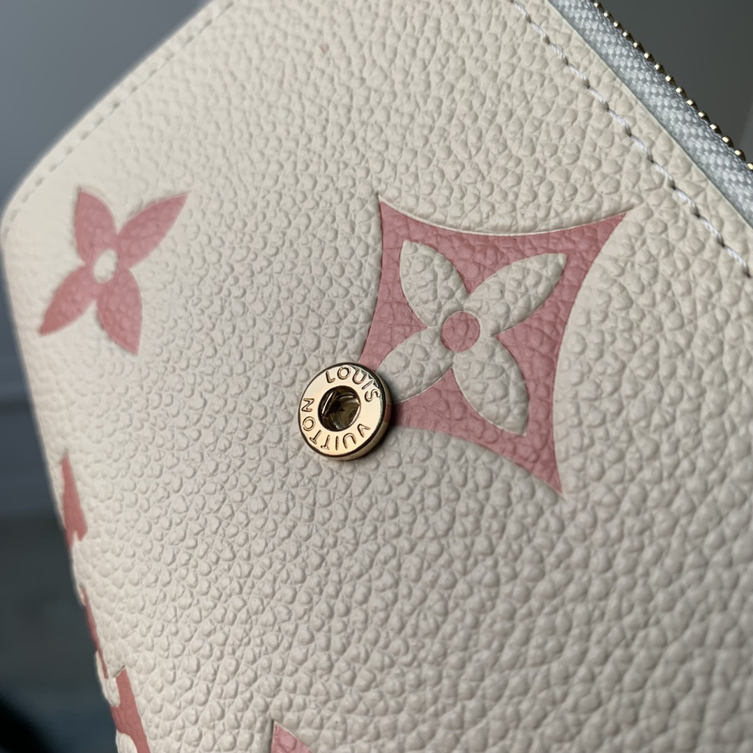 Louis Vuitton Victorine Bag