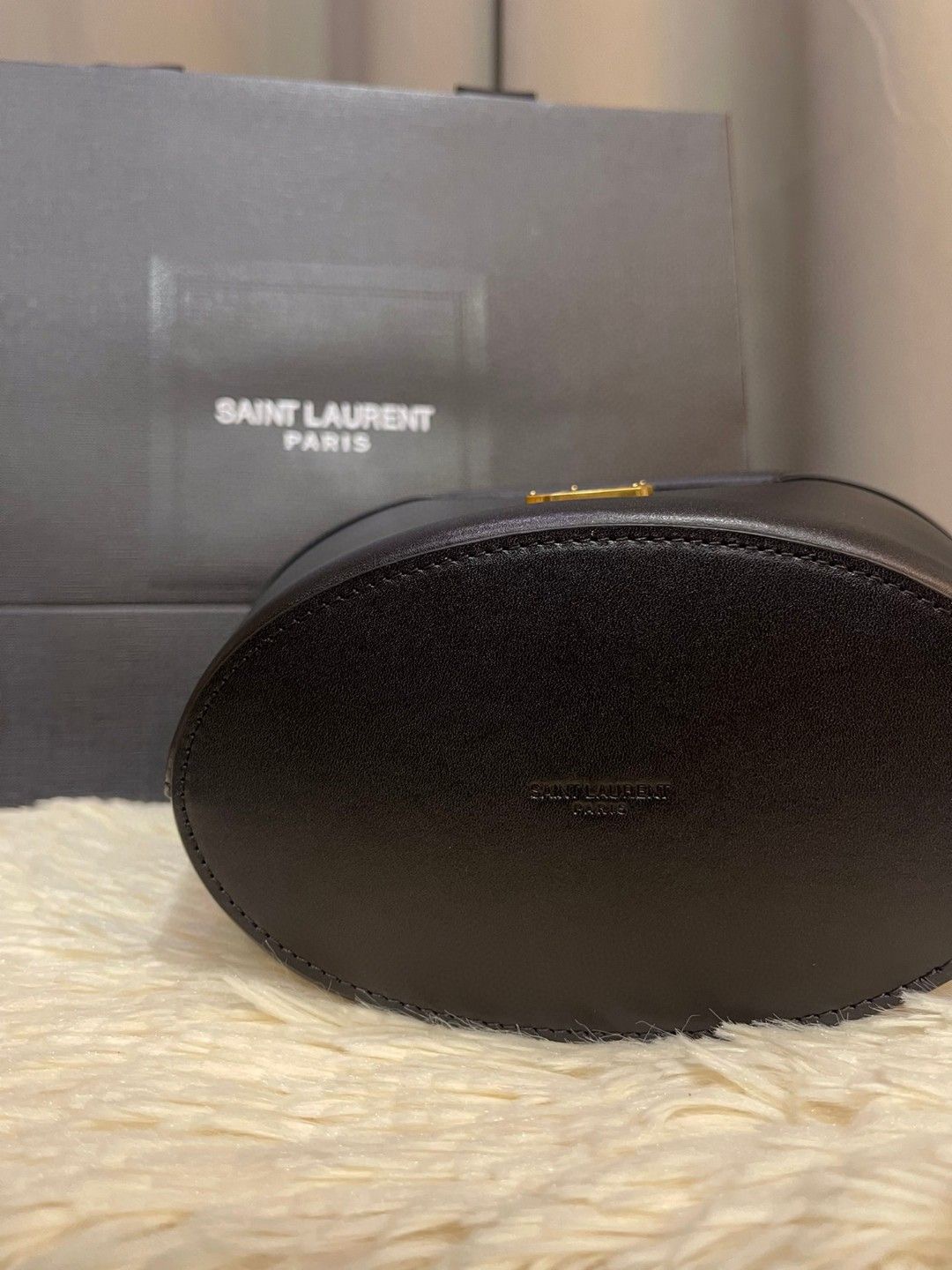 YSL LEATHER New Edition Basket Smooth Tote Bag Style: 791069 Size: 29x19.5x10CM