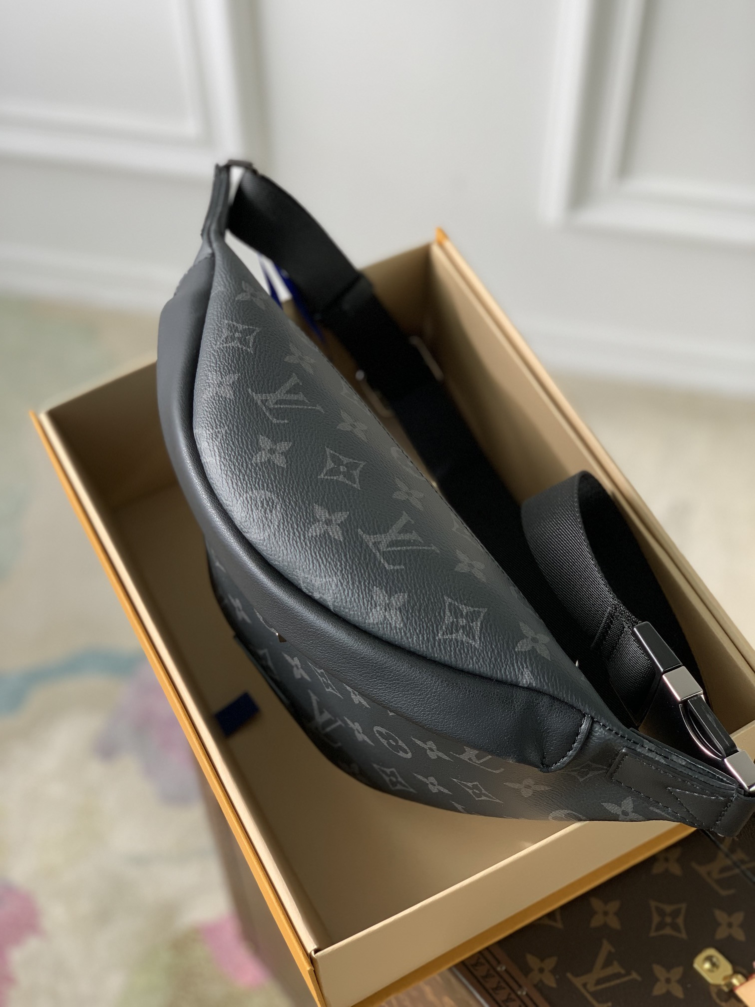 Louis Vuitton Discovery Bag