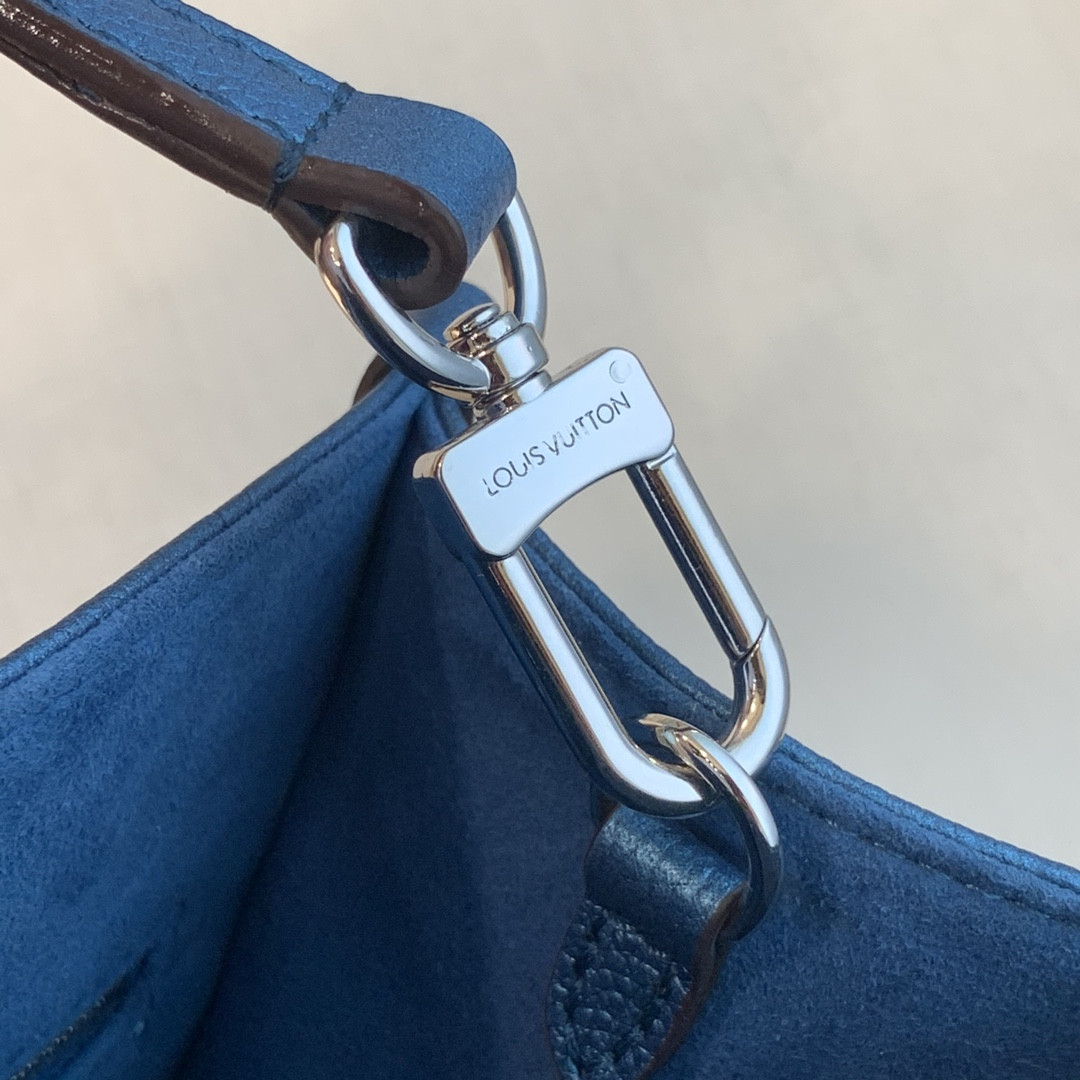 Louis Vuitton Onthego Bag