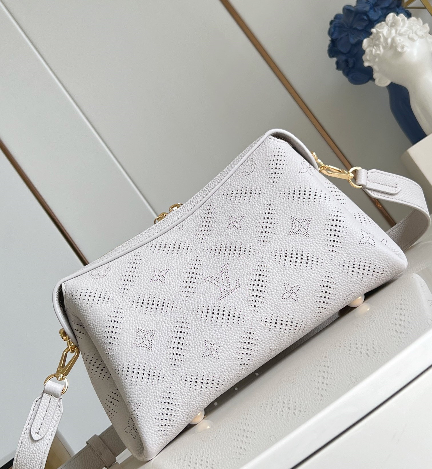 Louis Vuitton Hand It All Small Handbag