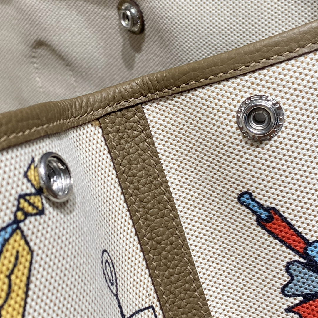 Hermes painted graffiti French fjord imported original cowhide wax thread sewing master craft painted canvas 36*30cm