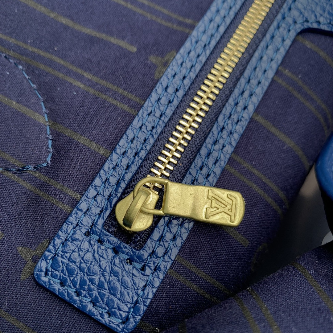 Louis Vuitton Neverfull Bag