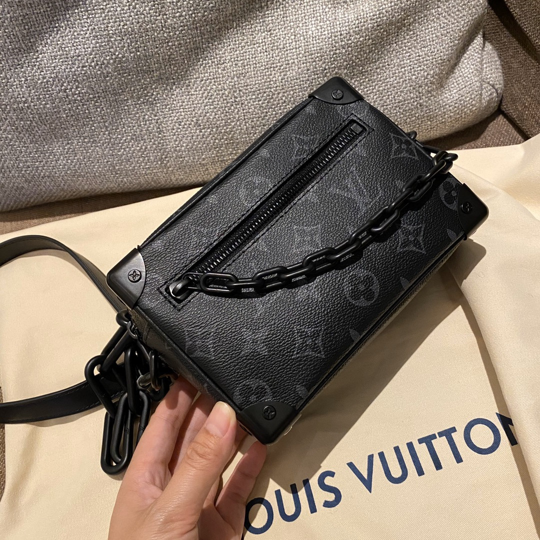 Lv Soft Trunk