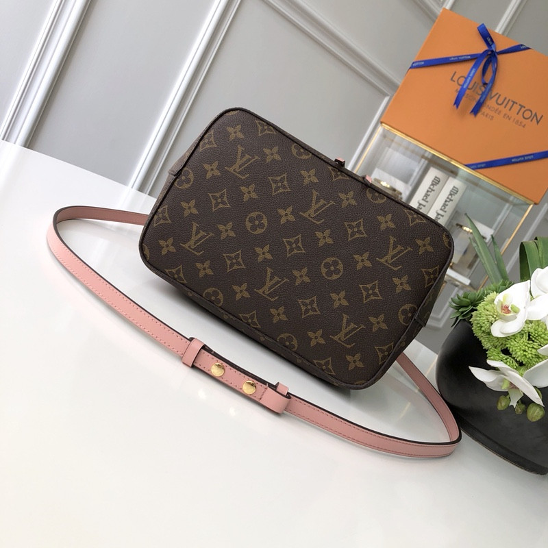 Louis Vuitton Néonoé Bag