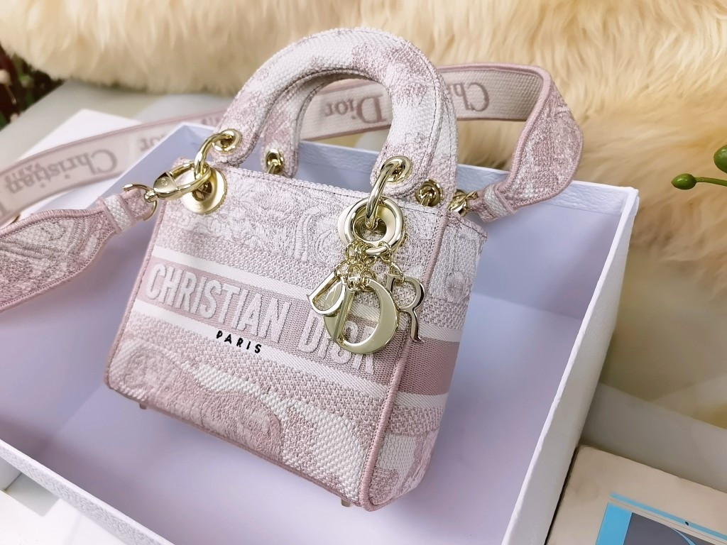 Mini Lady Dior Bag