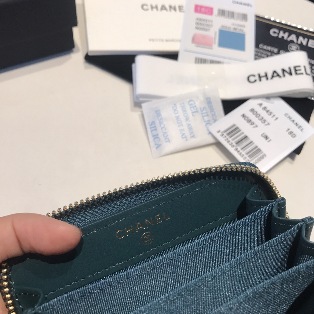 Chanle Zipped Wallet