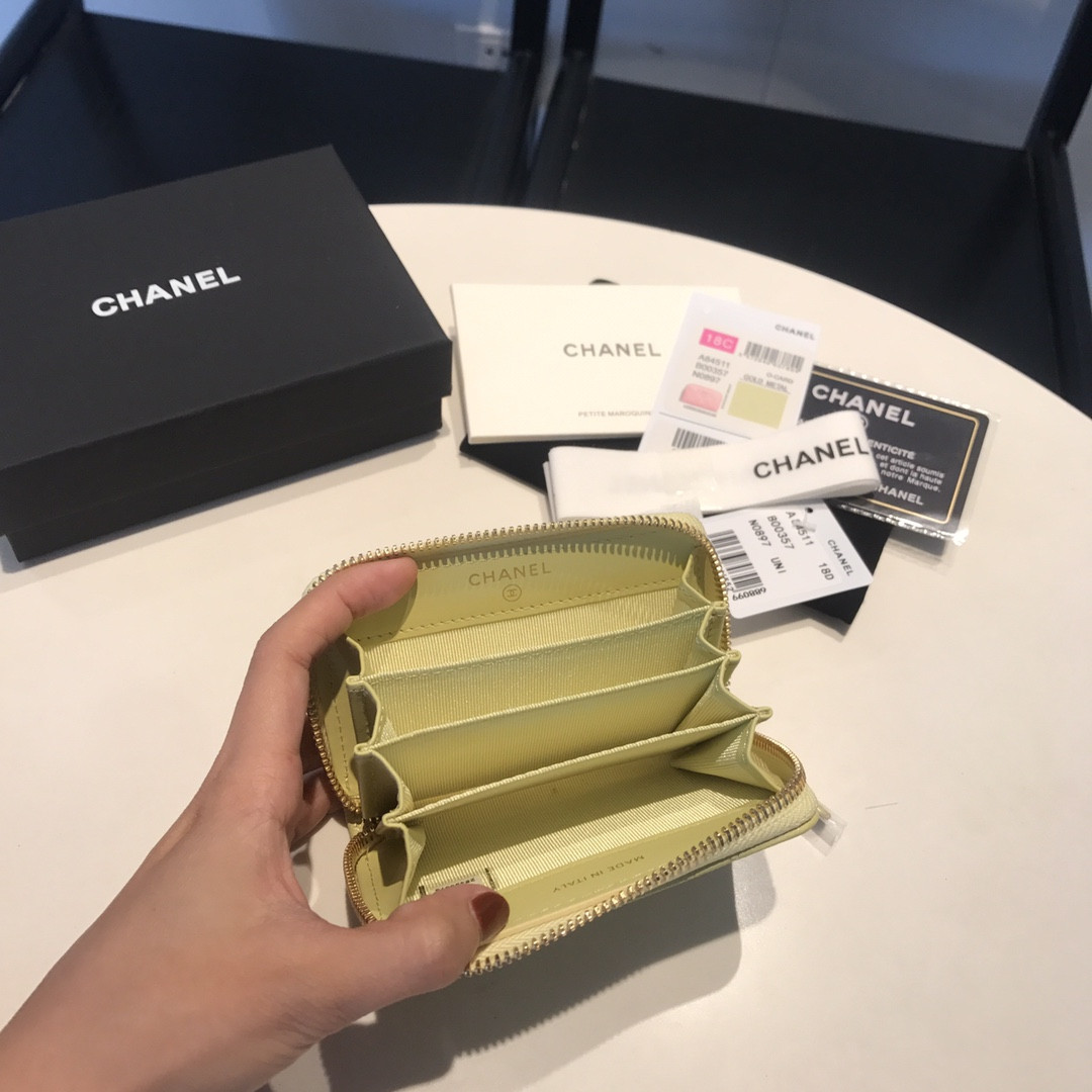 Chanle Zipped Wallet